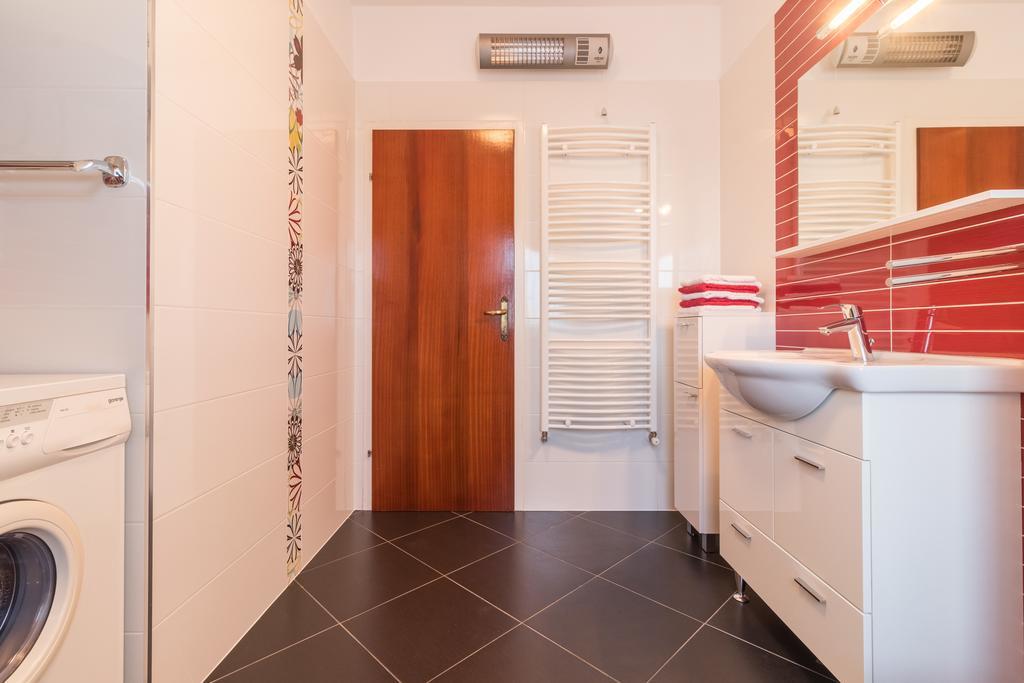 Apartment Taja Ližnjan Extérieur photo