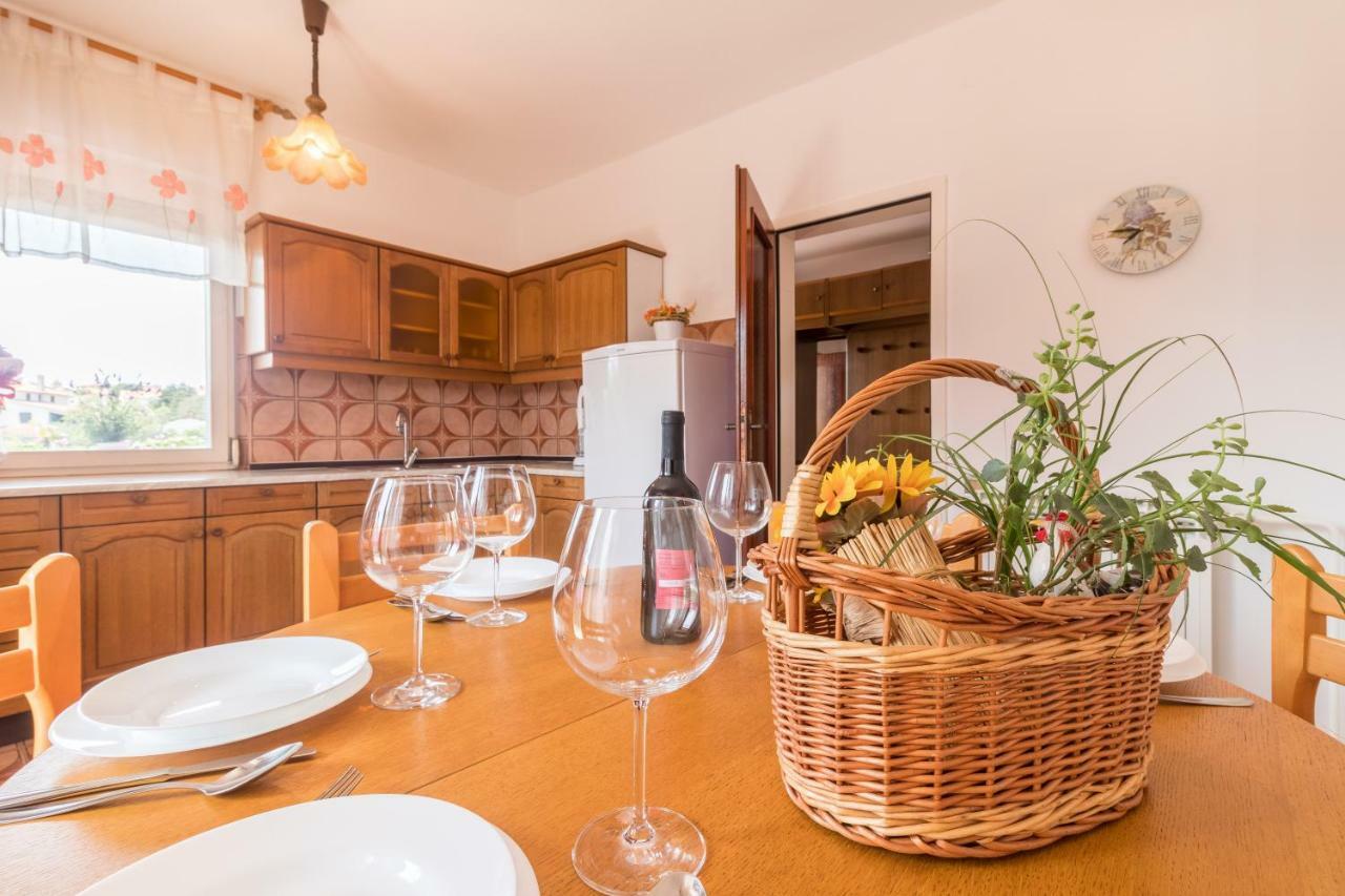 Apartment Taja Ližnjan Extérieur photo