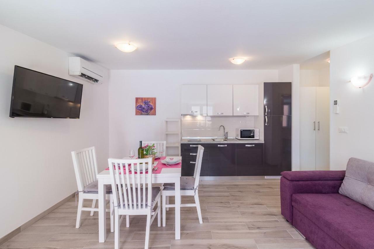 Apartment Taja Ližnjan Extérieur photo