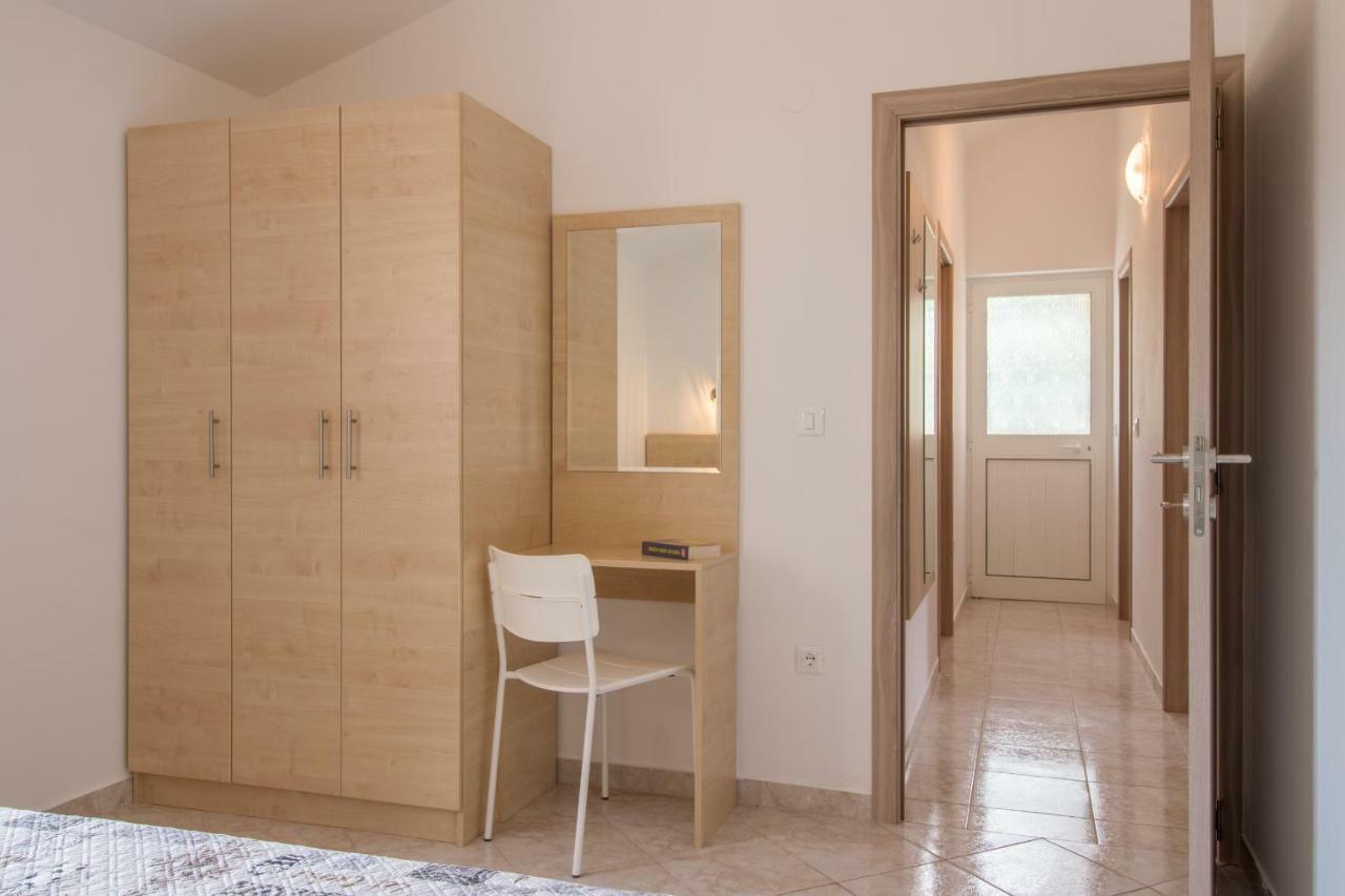 Apartment Taja Ližnjan Extérieur photo