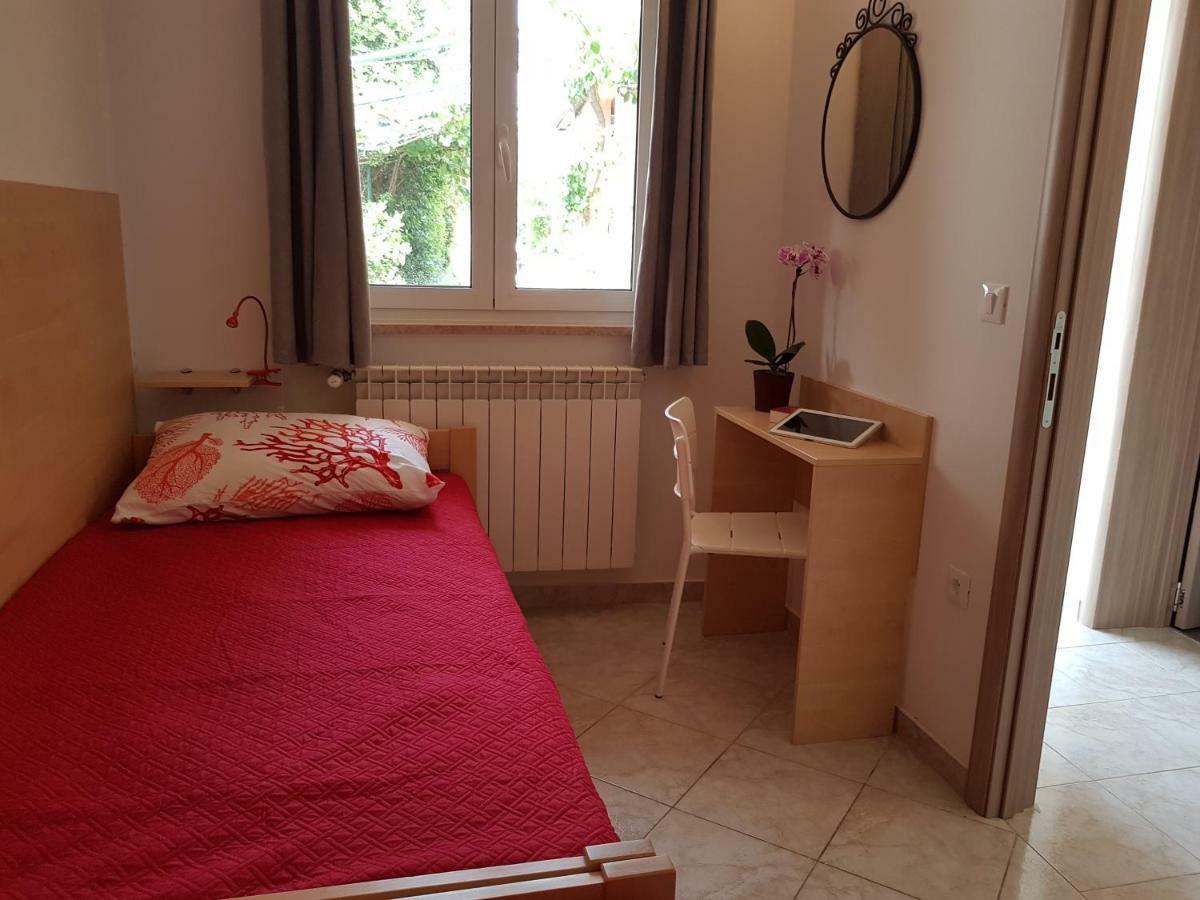 Apartment Taja Ližnjan Extérieur photo